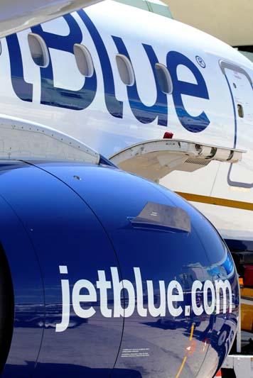 Justice Dept. sues to block JetBlue’s proposed acquisition of Spirit