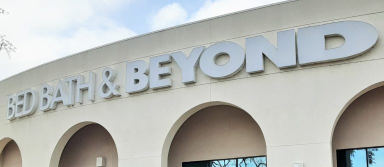 Bed Bath & Beyond files voluntary Chapter 11, closing stores